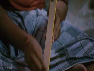 Aval Appadi Ondrum - Angadi Theru 720p HD.mp4