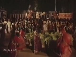  Malai Karukkayile - Enga Ooru Kavalkkaran.mp4